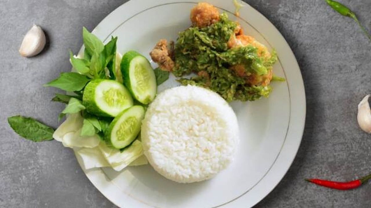 Ayam Sambal Hijau + Nasi